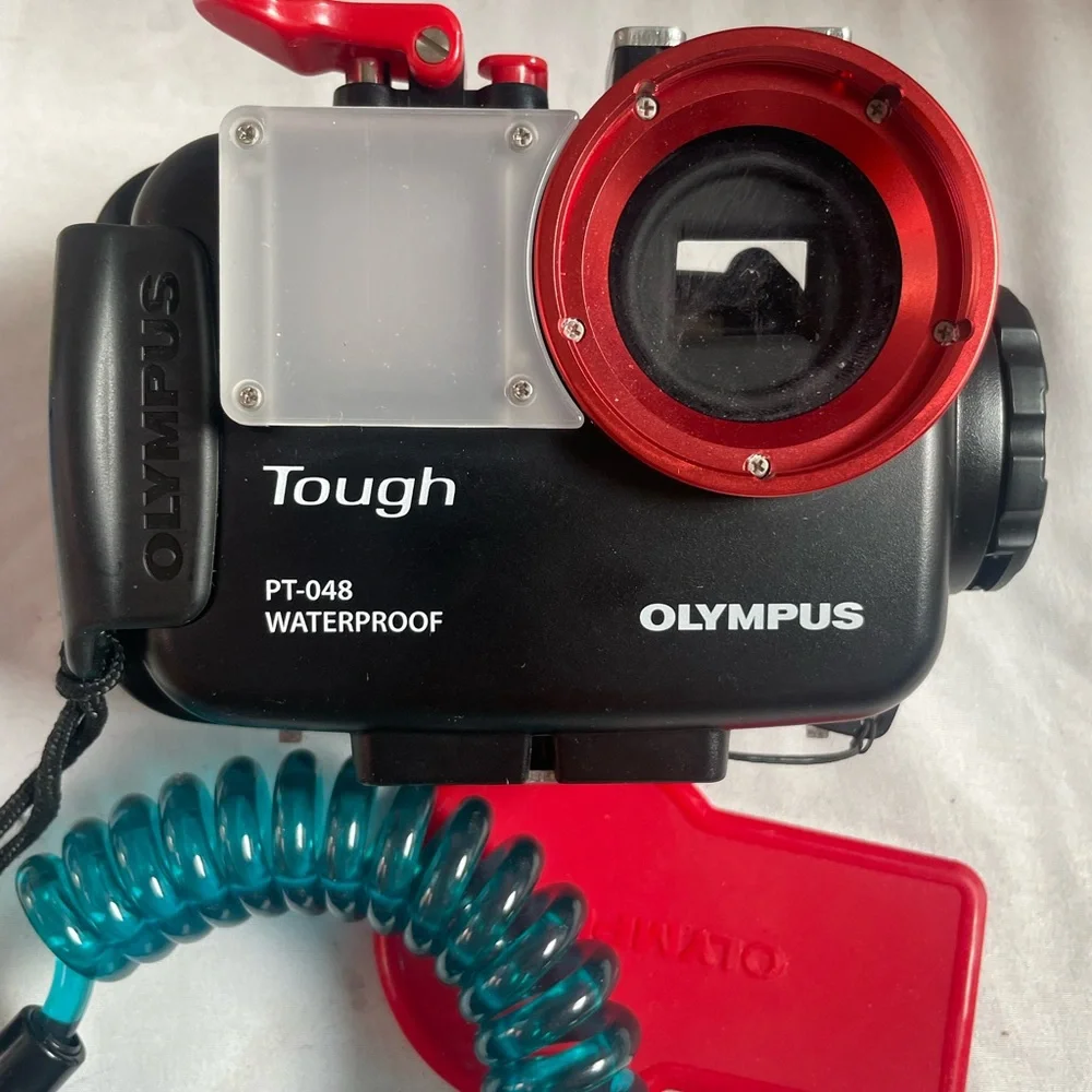 Olympus PT-048 Underwater Housing for Tough 8010/6020‎ Camera